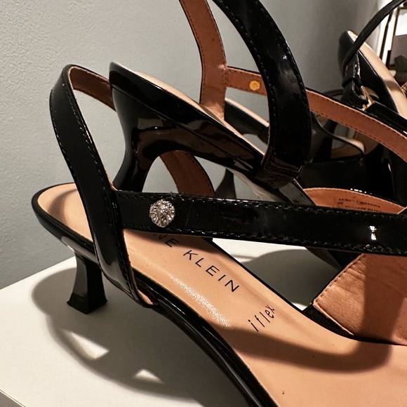 Anne Klein Women's Black Strappy Heels - Picture 4 of 7